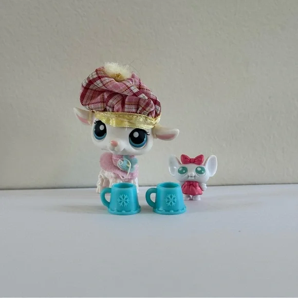 RARE Littlest Pet Shop Target Exclusive “Pets from Around the World” #385-399 - Picture 5 of 11